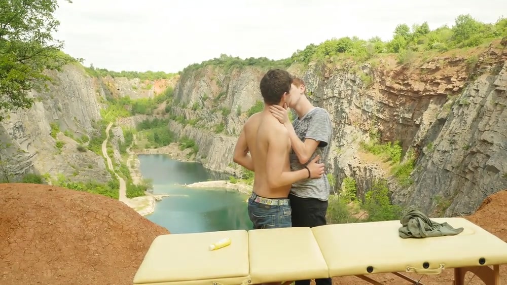 Elijah Young and Ryan Olsen - CruisingPorn