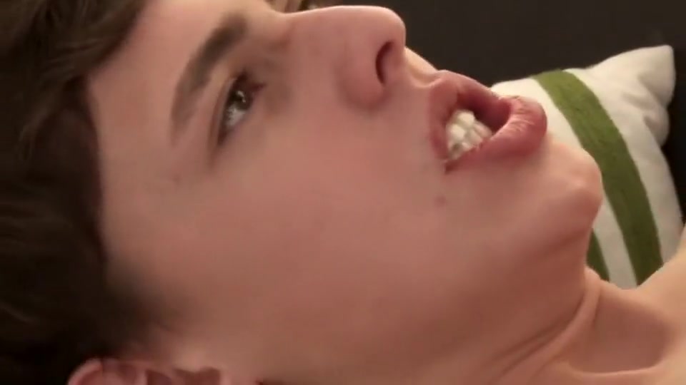 Bel Ami Online: Andre Boleyn and Justin Saradon