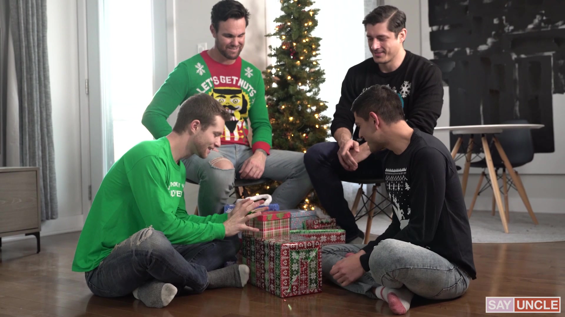 It's Christmas, Boys!