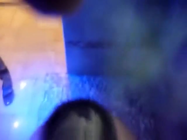 CUM IN MOUTH IN SHOWER
