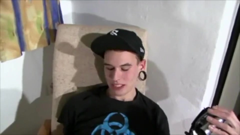 Two Twinks Making POV Porn