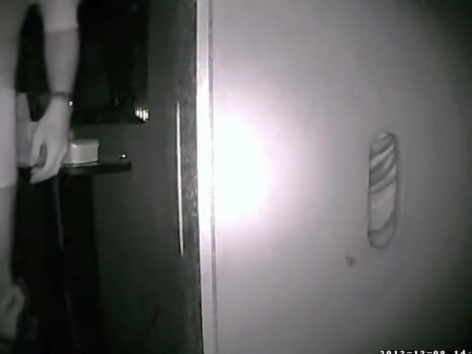 Twink surrenders to gloryhole pleasures