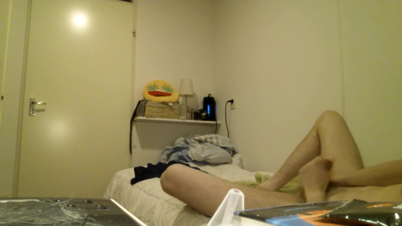 After shower wank twink (no cum)