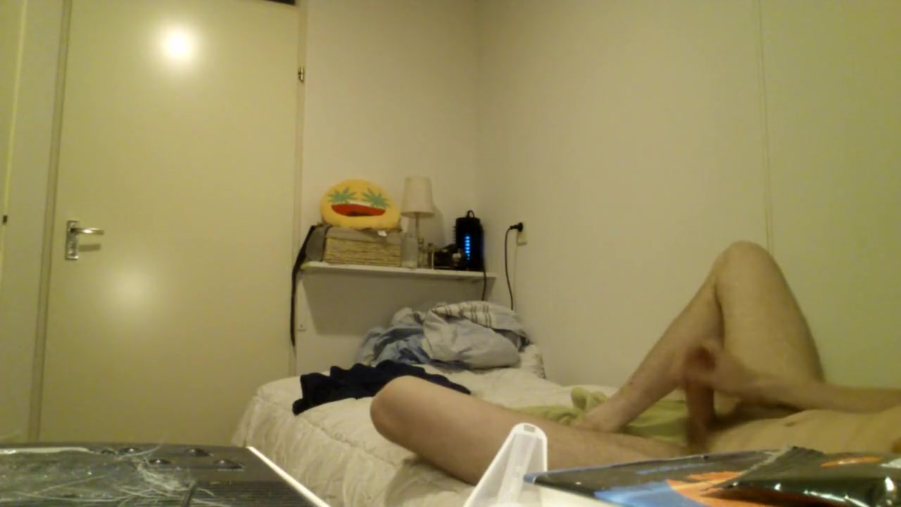 After shower wank twink (no cum)