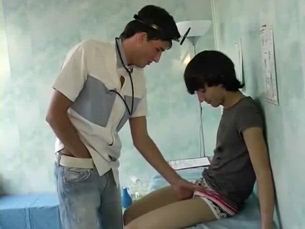 Smooth teens 18+ Play Doctor