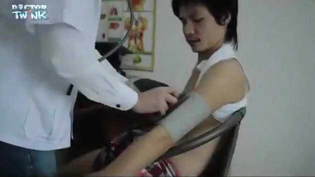 Gay Doctor Wants Cock