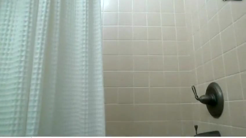 Straight Guy Showers