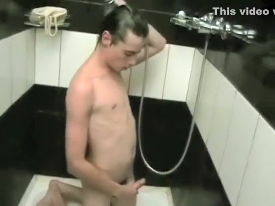 Dutch Shower Boy