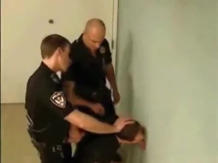Naturally Dazzling Policeofficers