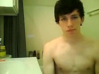 Sirius 18 Yo Showers Jerks And Cums