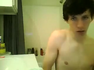 Sirius 18 Yo Showers Jerks And Cums