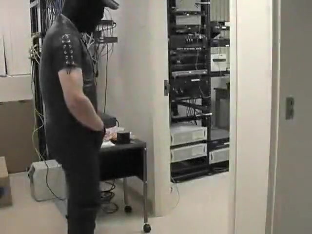 Hot Threeway Sucking In Office