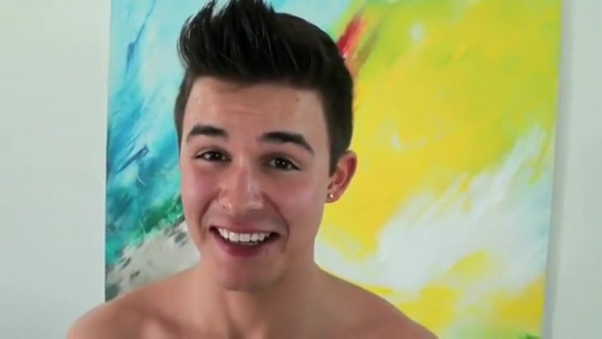 Hot Guy Sucking at a Casting