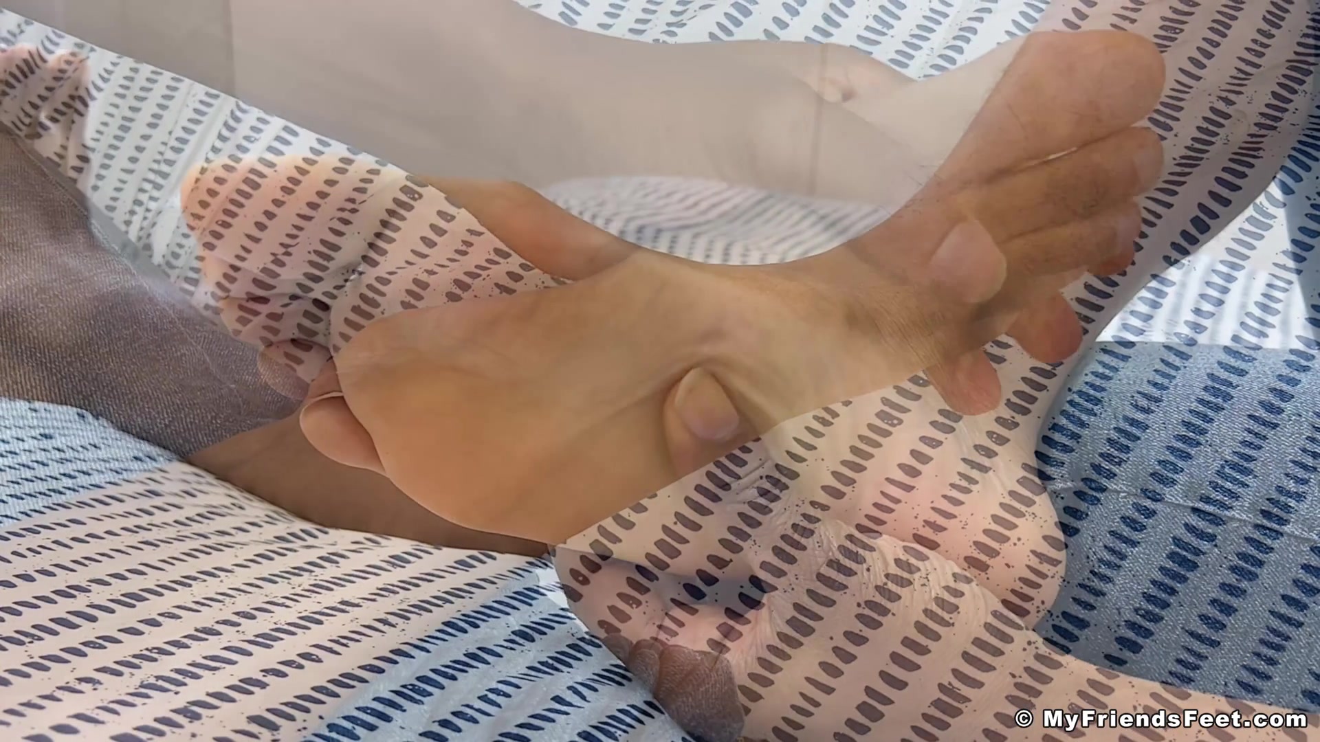 Spy On Dallas' Feet - Dallas