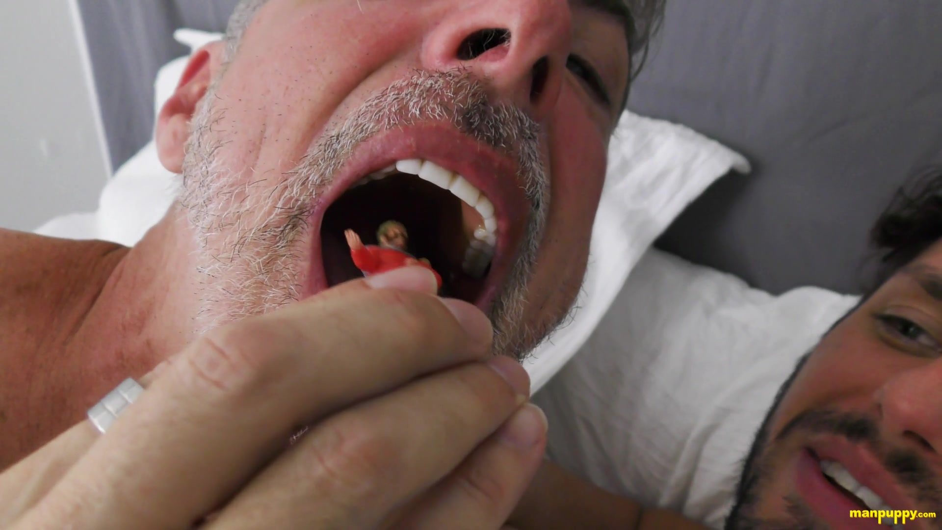 Even The Royal Tiny People Aren't Safe! - Joey Phillippe & Richard Lennox
