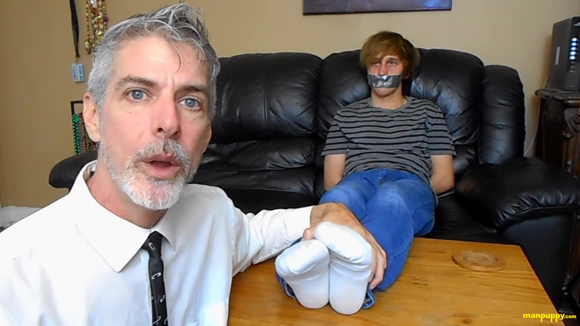 Elis Squirms On The Couch - Elis Ataxxx & Richard Lennox