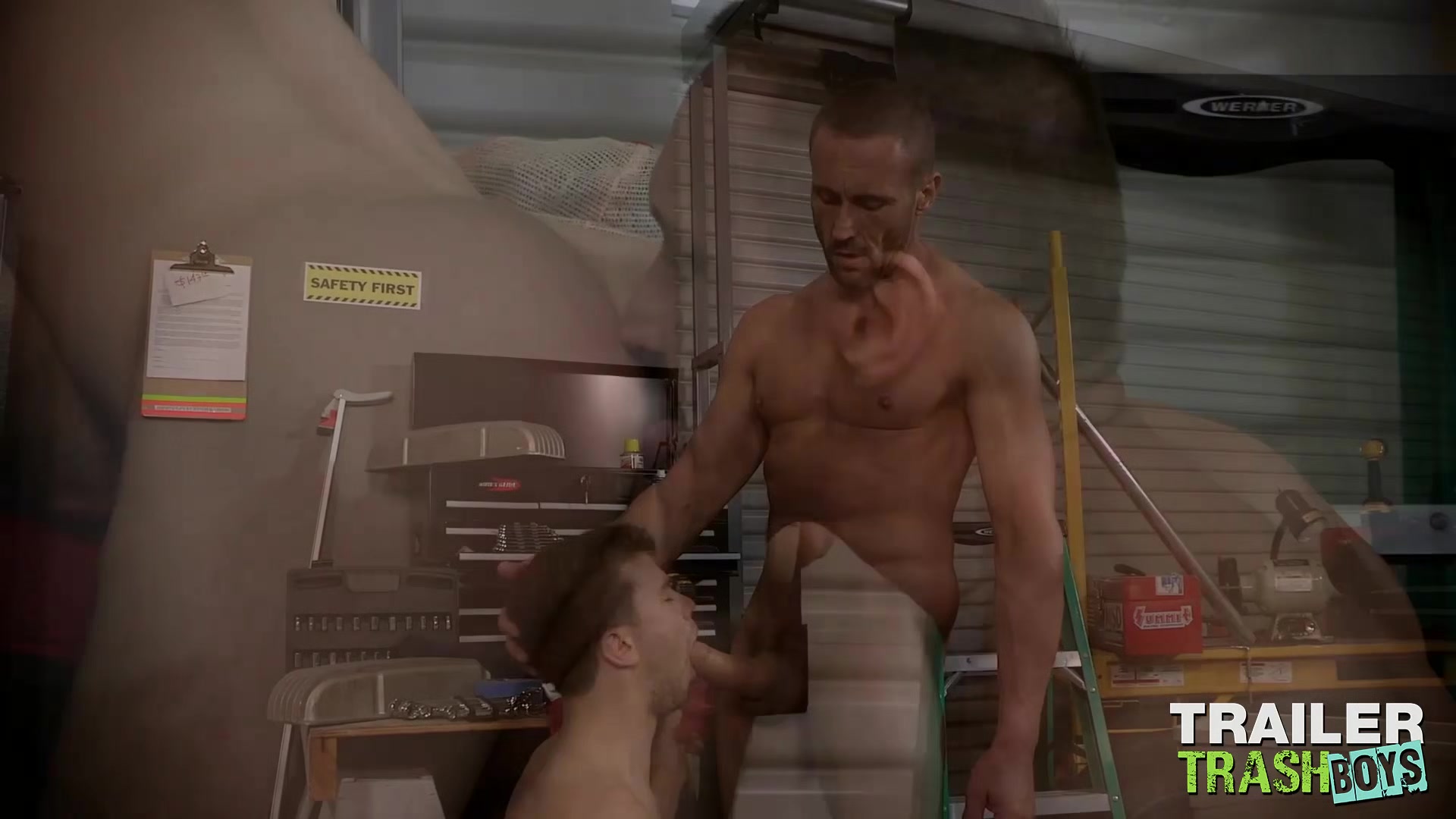 TRAILERTRASHBOYS Muscle DILF Myles Landon Breeds Logan Cross