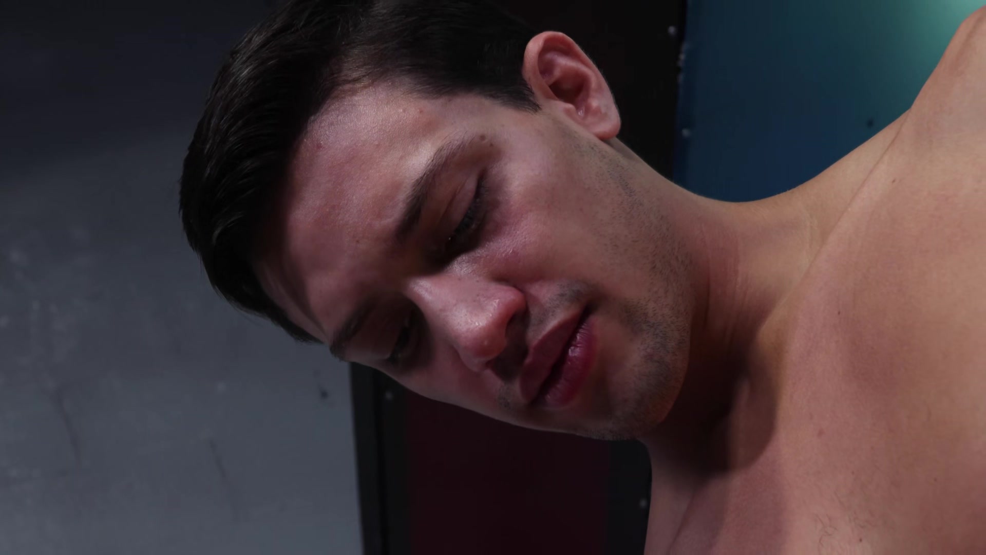 Jock's Huge Juicy Cock Gets Sucked Good At The Locker Room