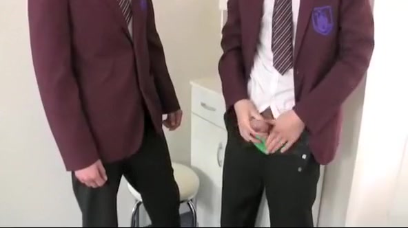 Exploring The School Nurses Office