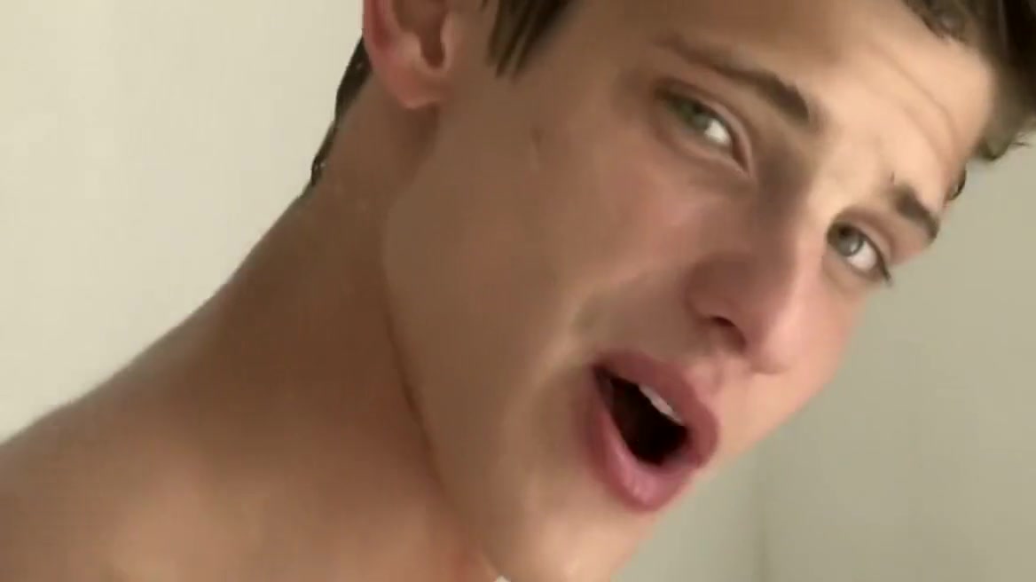 Danny Shower Solo
