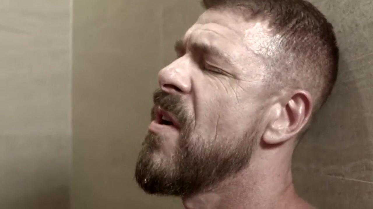 Oral Affairs During Taking The Shower