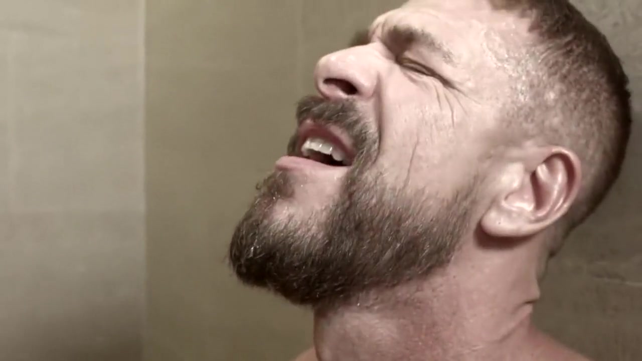 Oral Affairs During Taking The Shower