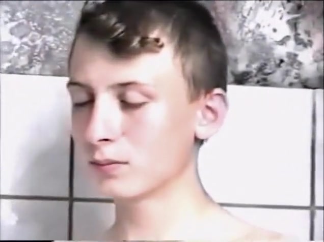 Shower Boys2