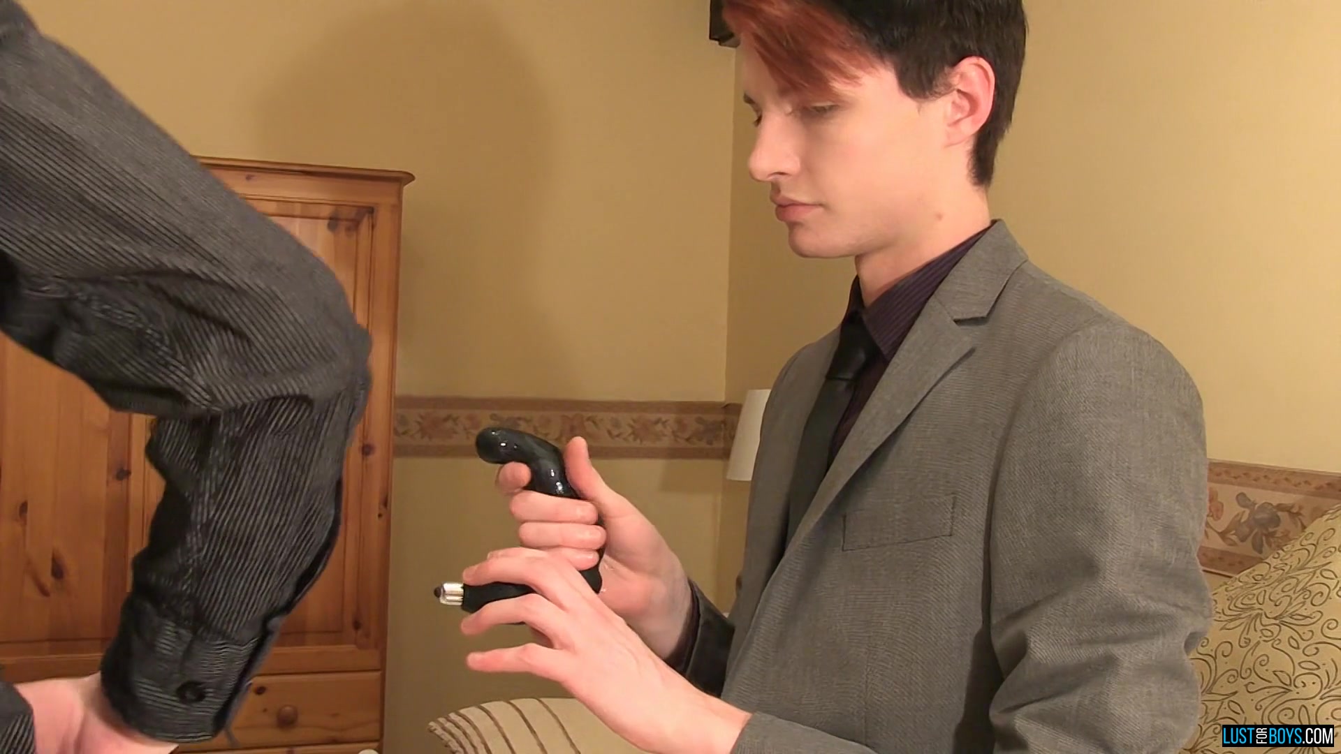 A Professional Toy Demonstration - Aaron Aurora, Ethan White & James Daniels