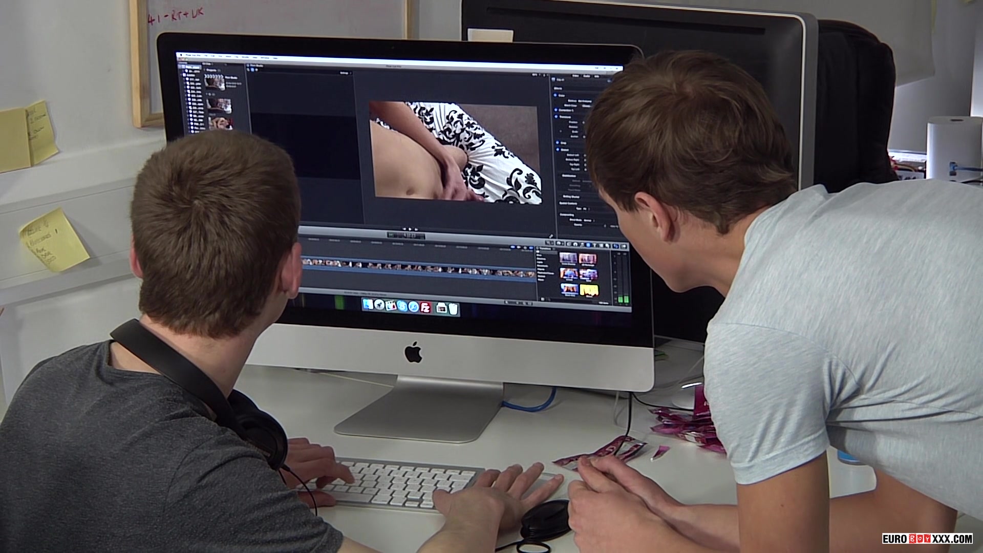 Fucking The Editor's Snug Butt - Casper Ellis & James Lewis