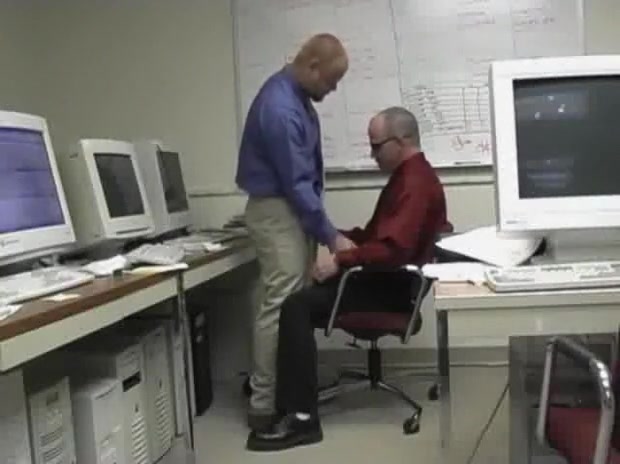 BLOWJOB AT OFFICE