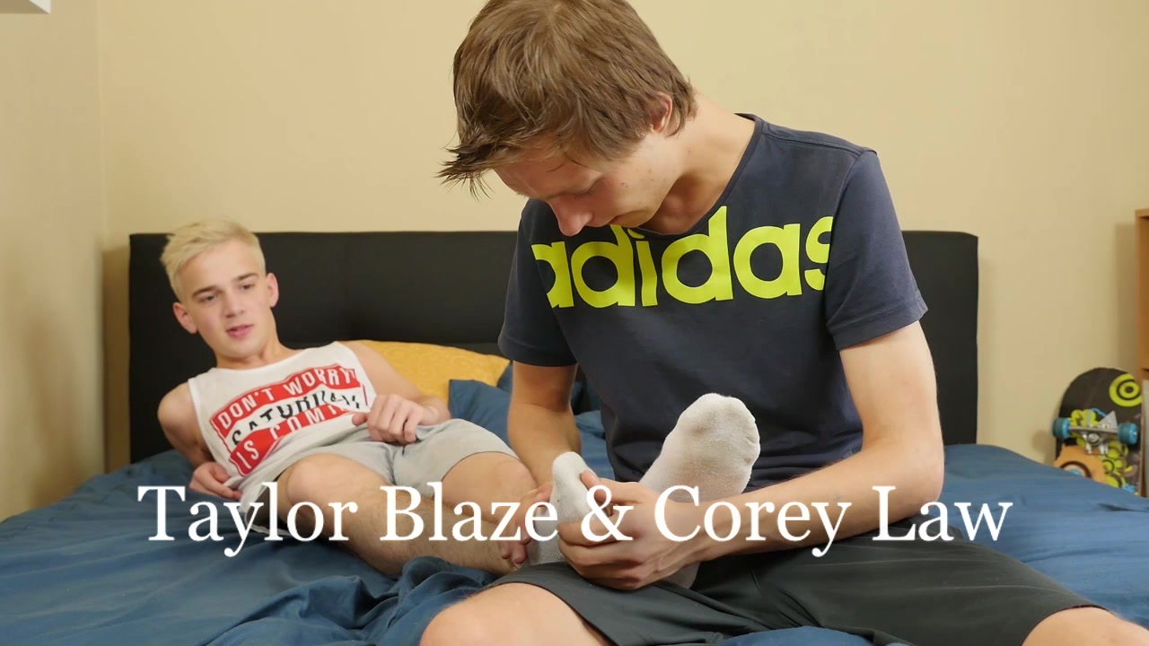 ToeSuckingGuys - Taylor Blazeand Corey Law