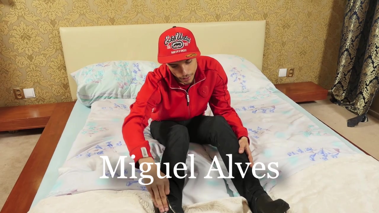 ToeSuckingGuys - Miguel Alves