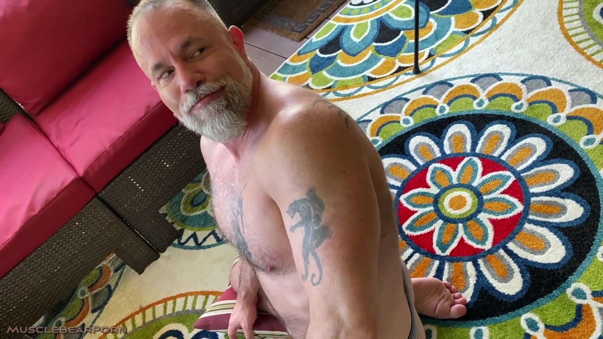 Muscle Bear Porn The Scentof Leather