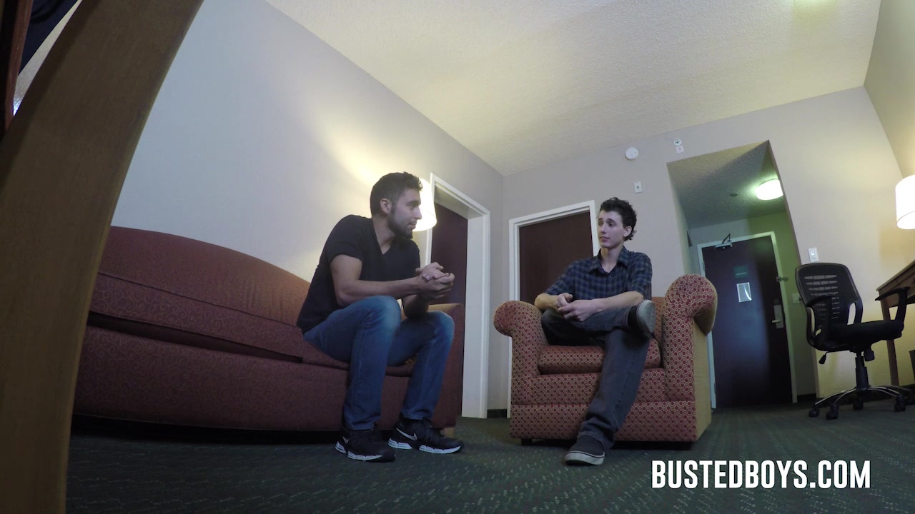 Busted Boys - Logan Reiss - Boy-toy Busted and Broken