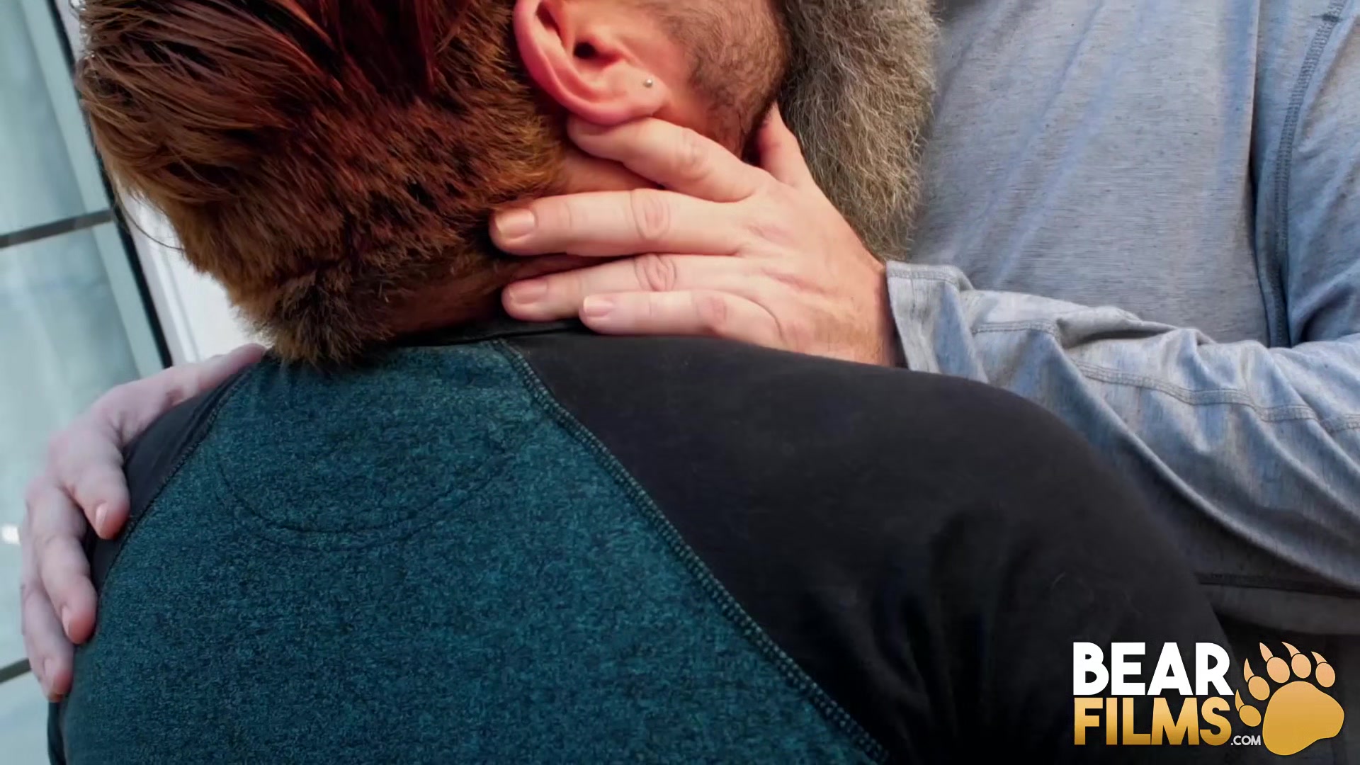 BEARFILMS Fat Bear Tony Marks Sucked By Gay Alezgi Cage