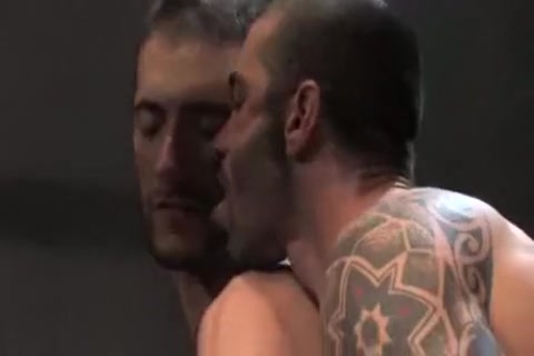 Tatman fisting, iag