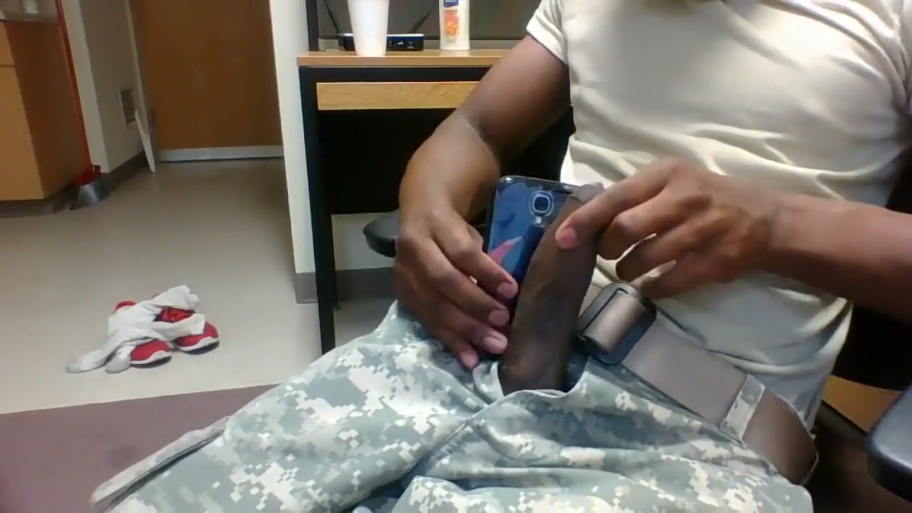 Str8 army guy stroke in office unit