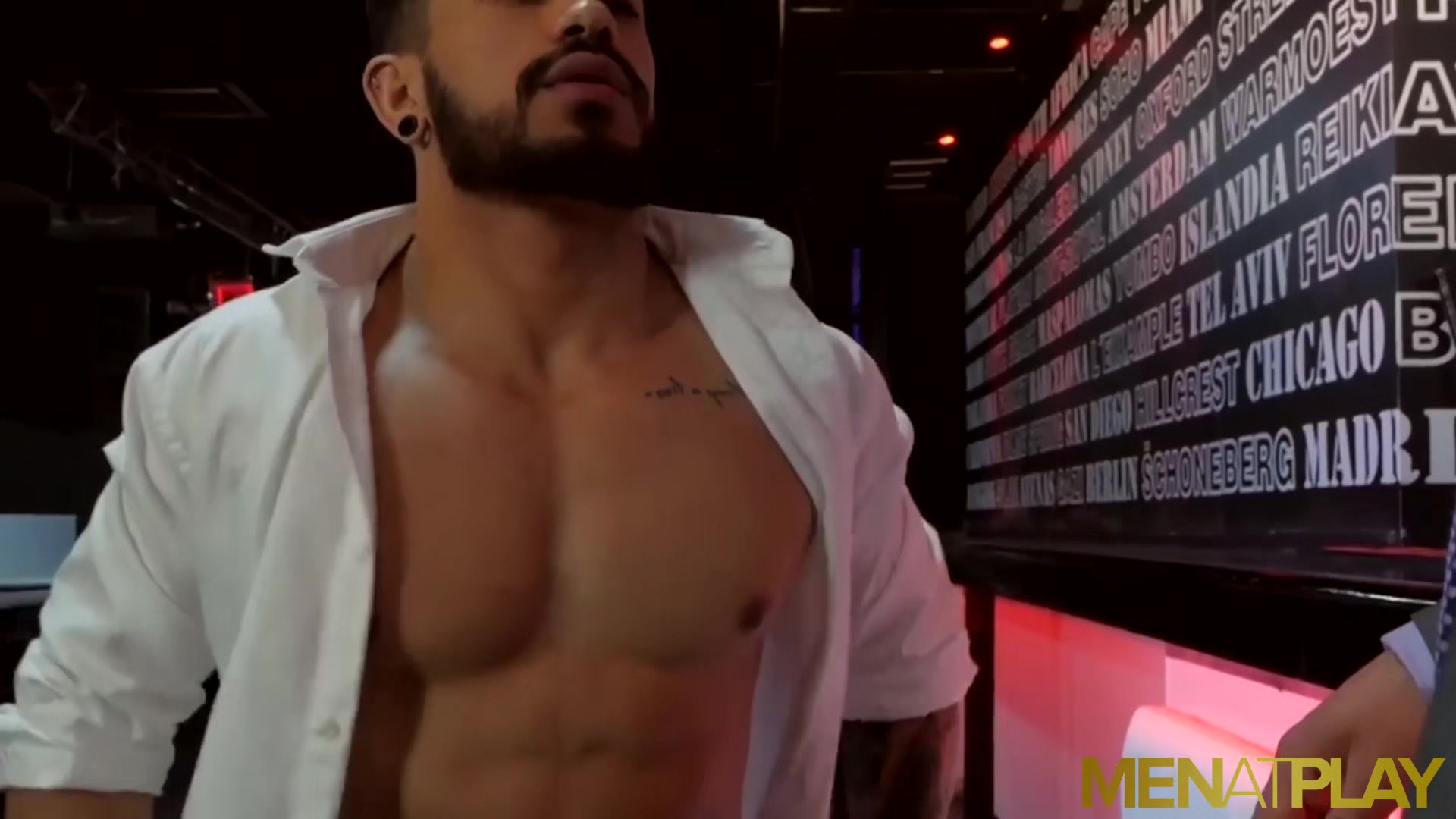 MENATPLAY Suited Hector De Silva Anal Breeds Pietro Duarte