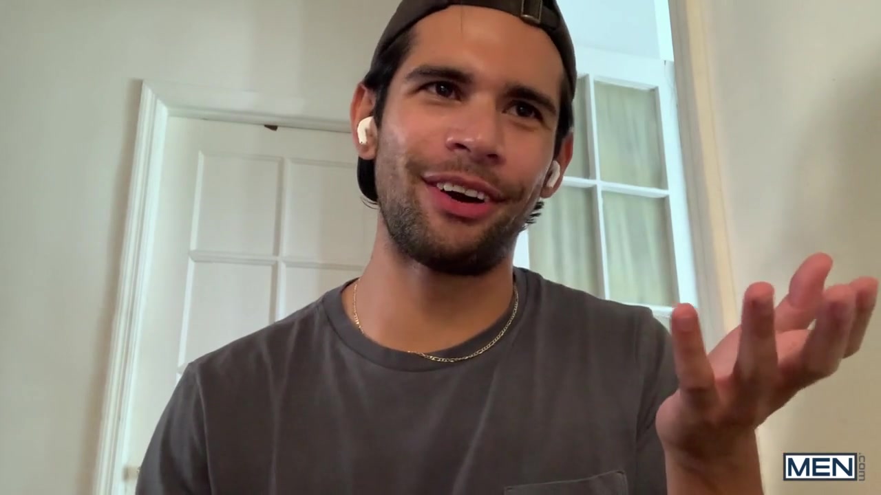 Ty Mitchell in Watch With Us Look What The Boys Dragged In - MenNetwork