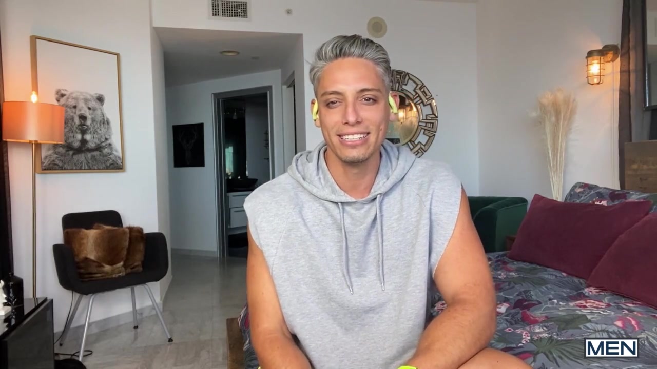 Ty Mitchell in Watch With Us Look What The Boys Dragged In - MenNetwork