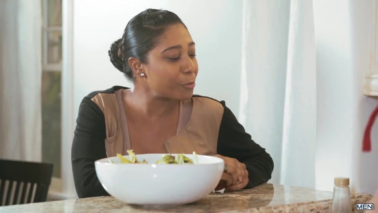 Jaxton Wheeler & Jake Porter in Right In Front Of My Salad Pop Up - MenNetwork