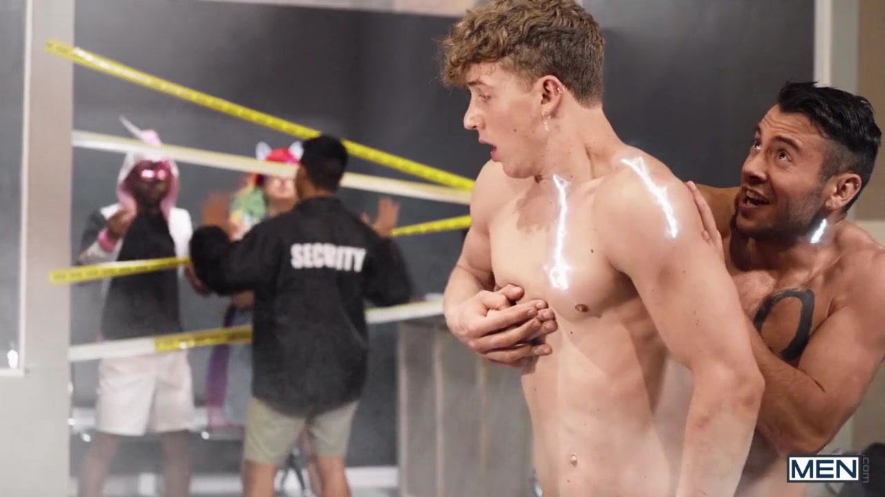 Dante Colle & Theo Brady in Cocksplay Uncut - MenNetwork