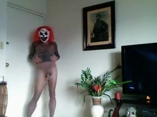 kinky pantyhose clown