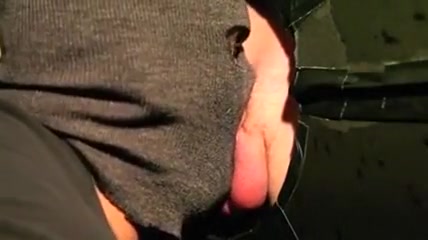 19-yr-old str8 guy`s first gloryhole BJ