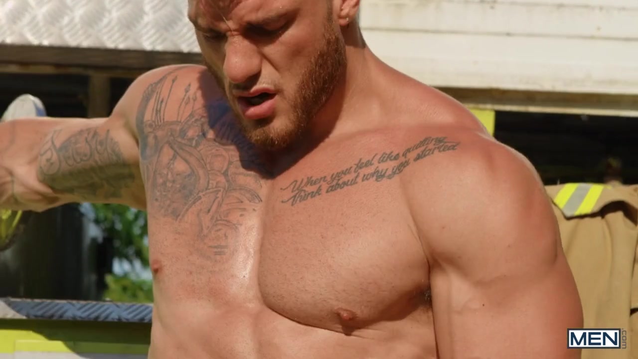 Skyy Knox & William Seed in Big Hoses - MenNetwork