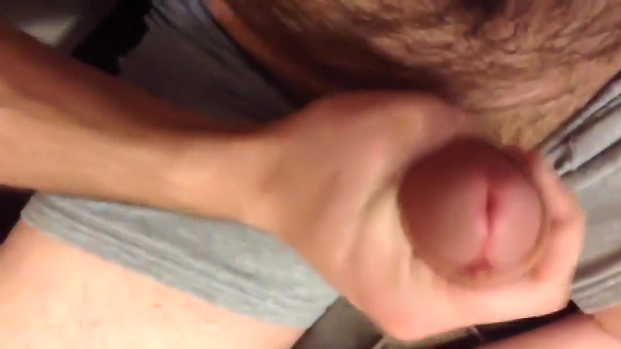 Str8 the hairy mandy cumming in his shower