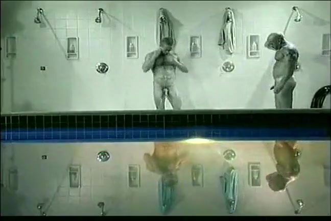 Muscular studs shower fuck