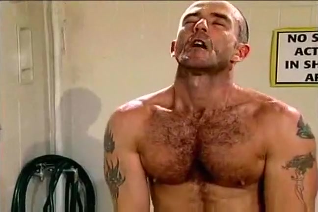 Muscular studs shower fuck
