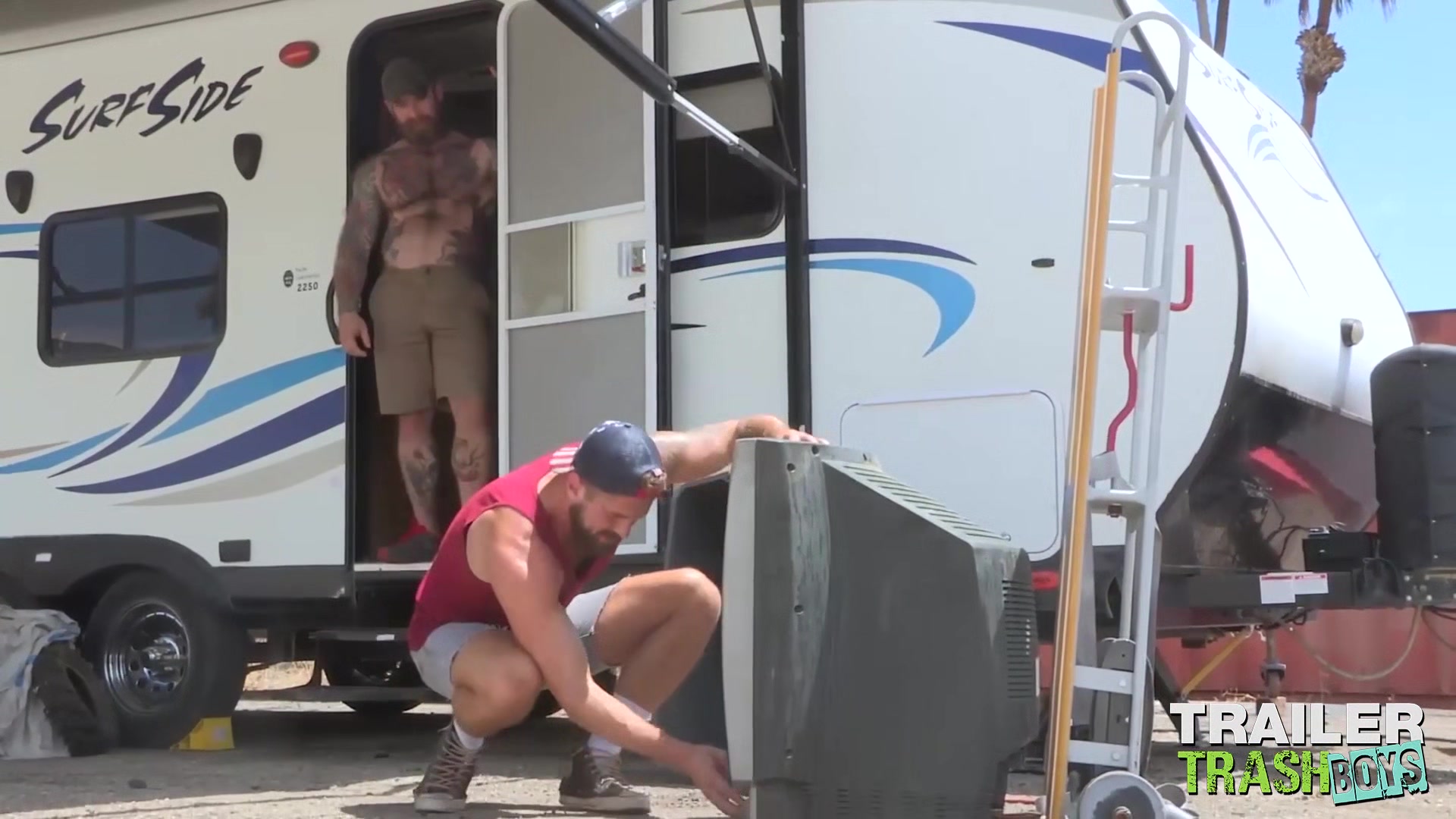 TRAILERTRASHBOYS Bearded Jack Dixon Barebacks Wesley Woods