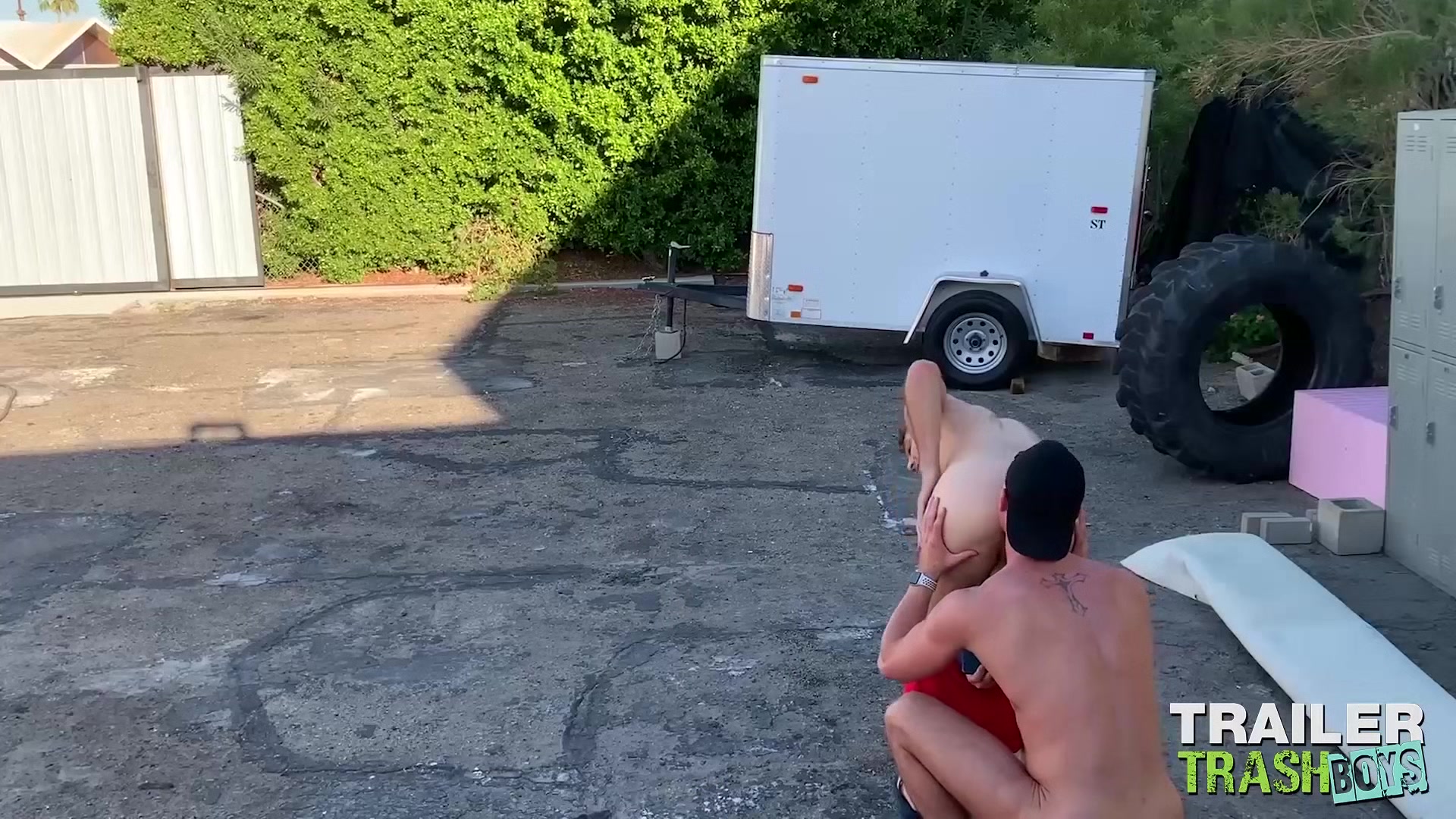 TRAILERTRASHBOYS Cade Maddox Rims And Raw Breeds Max Adonis